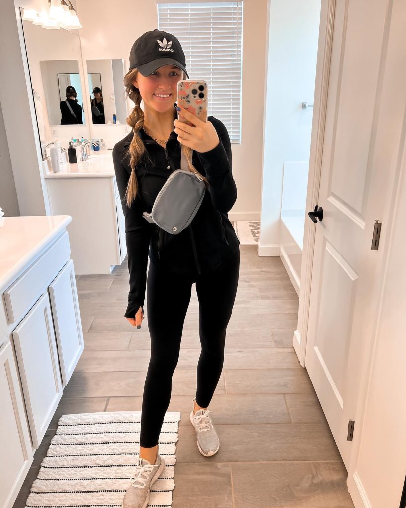  Black Zip-up Jacket + Athletic Leggings + Crossbody Bag