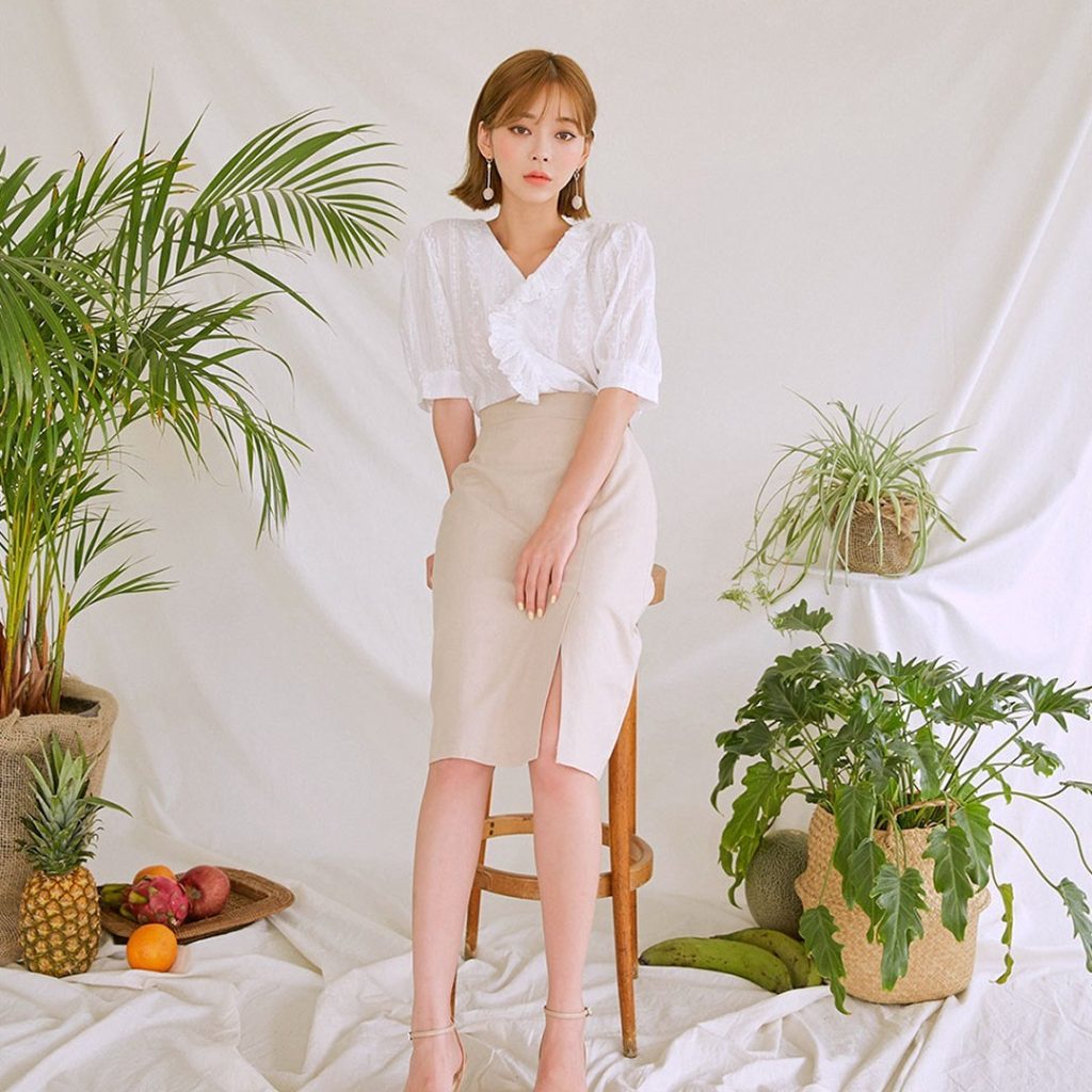  White Eyelet Blouse + Beige Slit Skirt + Strappy Heels