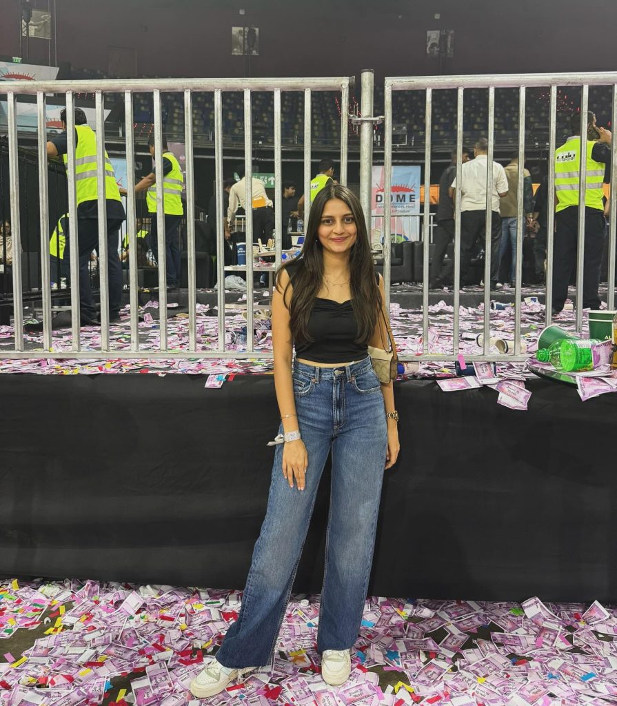 Black Ruched Crop Top + Wide-Leg Jeans + White Sneakers