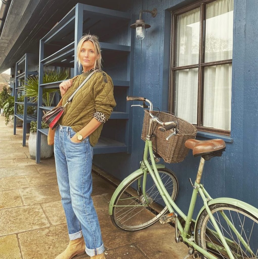 Olive Quilted Pullover + Leopard Print Underlay + Light Wash Denim