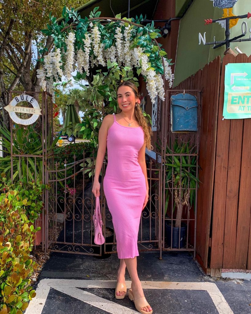 Pink Ribbed Midi Dress + Beige Mules + Shoulder Bag