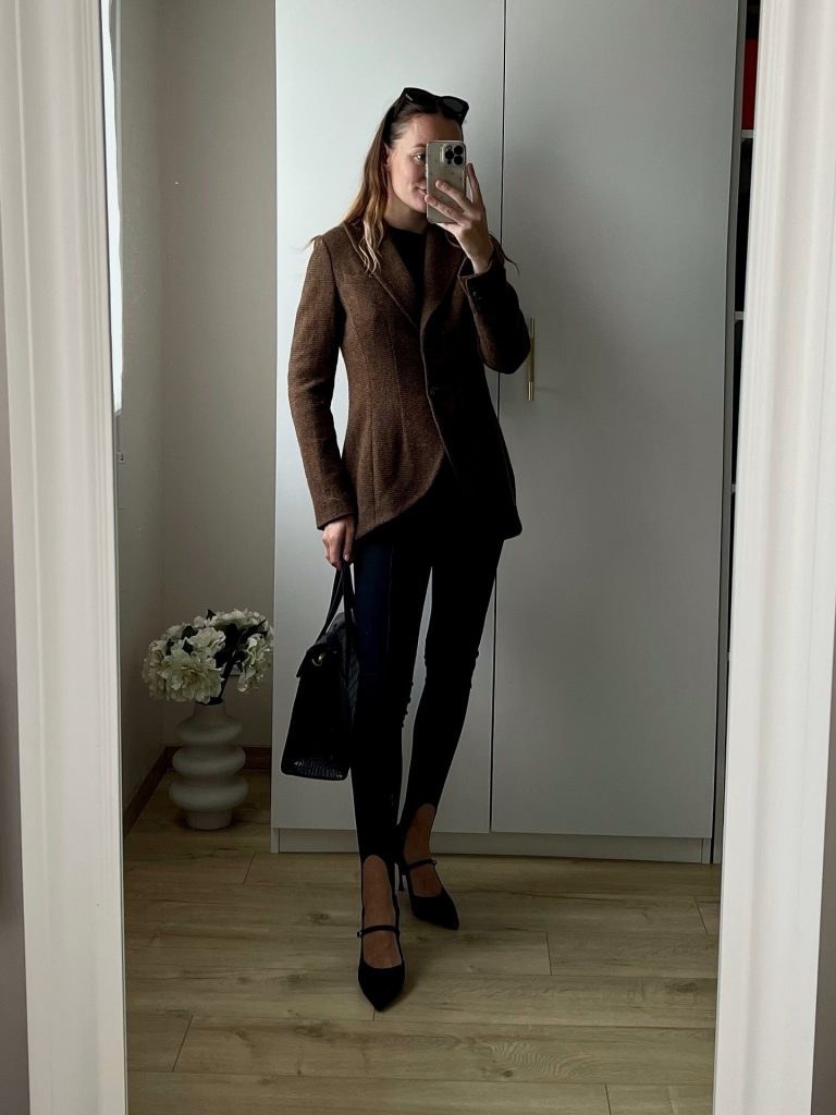Brown Wool Blazer + Stirrup Leggings + Pointed Mary Janes