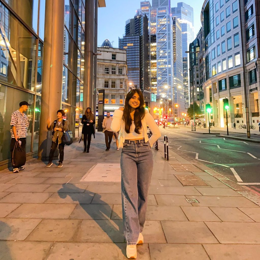 White Cropped Cardigan + Blue Wide-Leg Jeans
