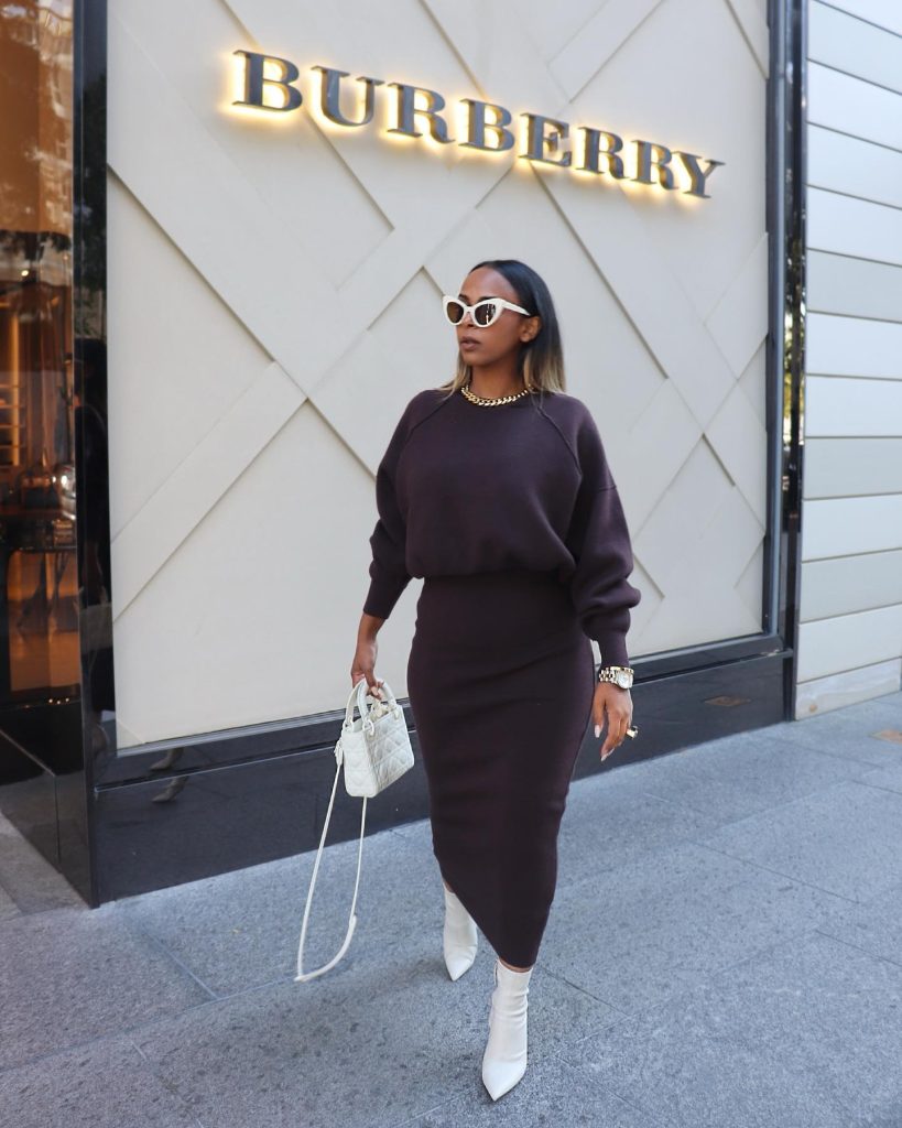  Dark Chocolate Knit Set + White Padded Bag + White Pointed-Toe Boots