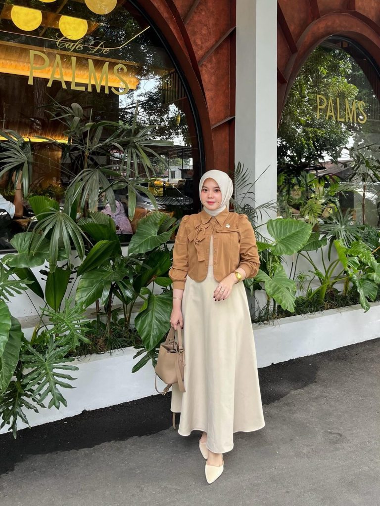 Camel Cropped Jacket + Maxi Skirt + Hijab