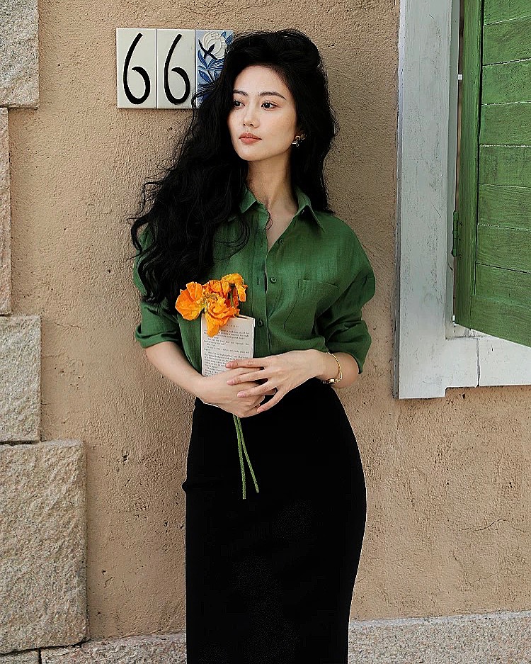 Emerald Green Linen Shirt + Black Pencil Skirt + Gold Bracelet