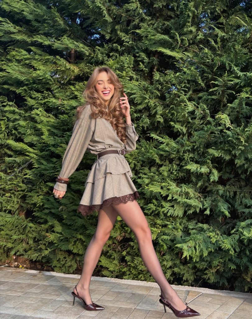 Beige Plaid Set + Lace-Trim Skirt + Brown Leather Belt