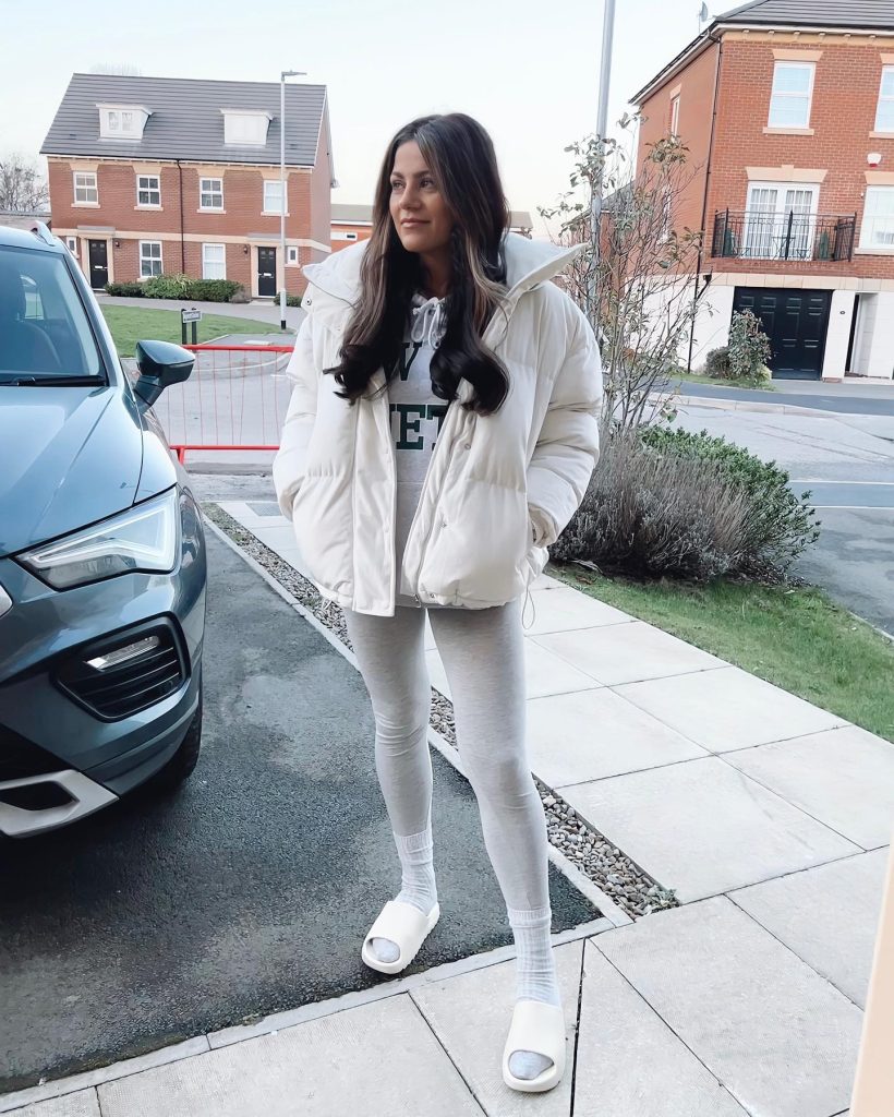White Puffer Jacket + Grey Hoodie + Grey Leggings