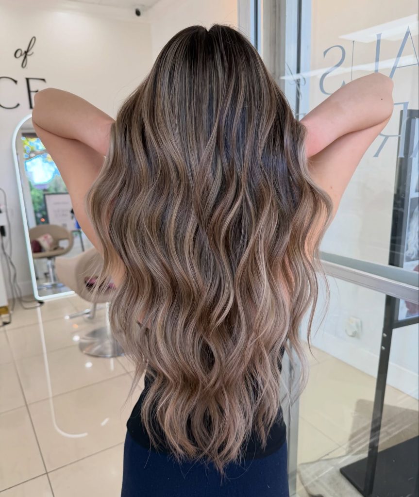 Stunning Brown to Blonde Balayage Ideas: Champagne Blonde Dimension