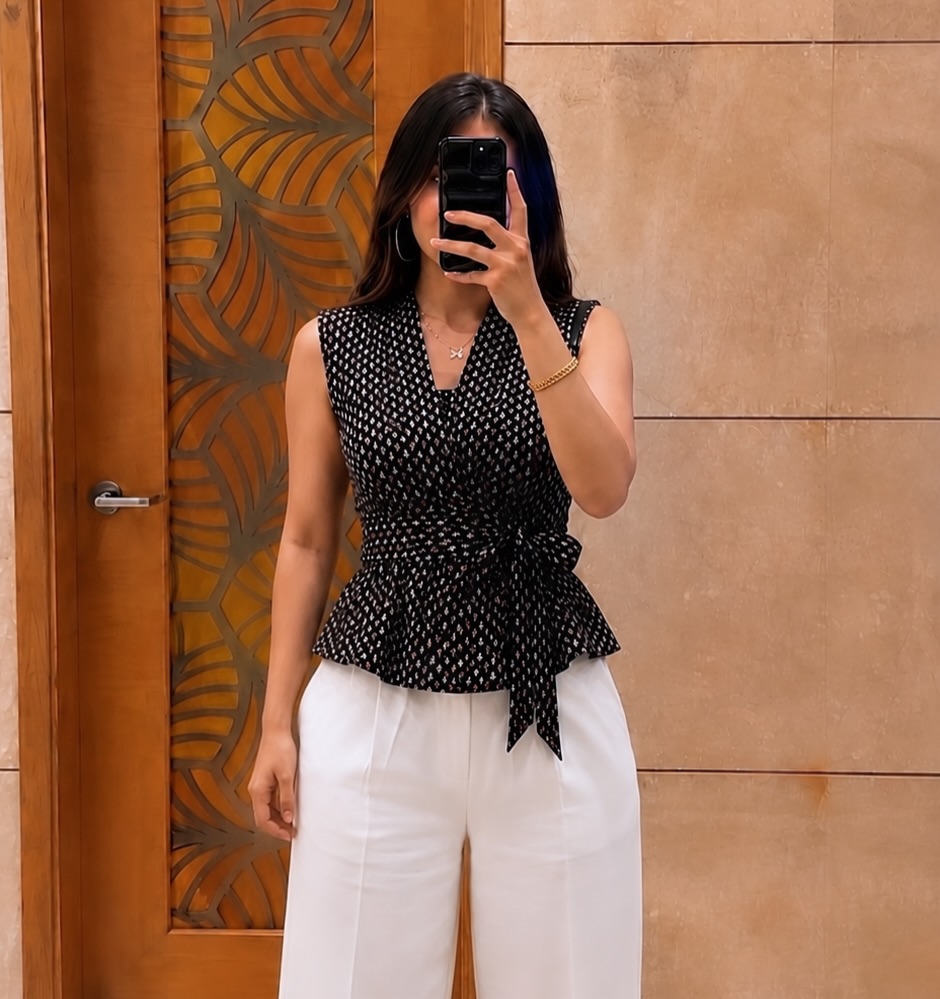 Black Patterned Sleeveless Tie-Waist Blouse + White Straight-Leg Pants
